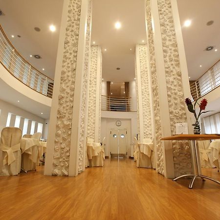 Hotel Luxor ريميني المظهر الخارجي الصورة