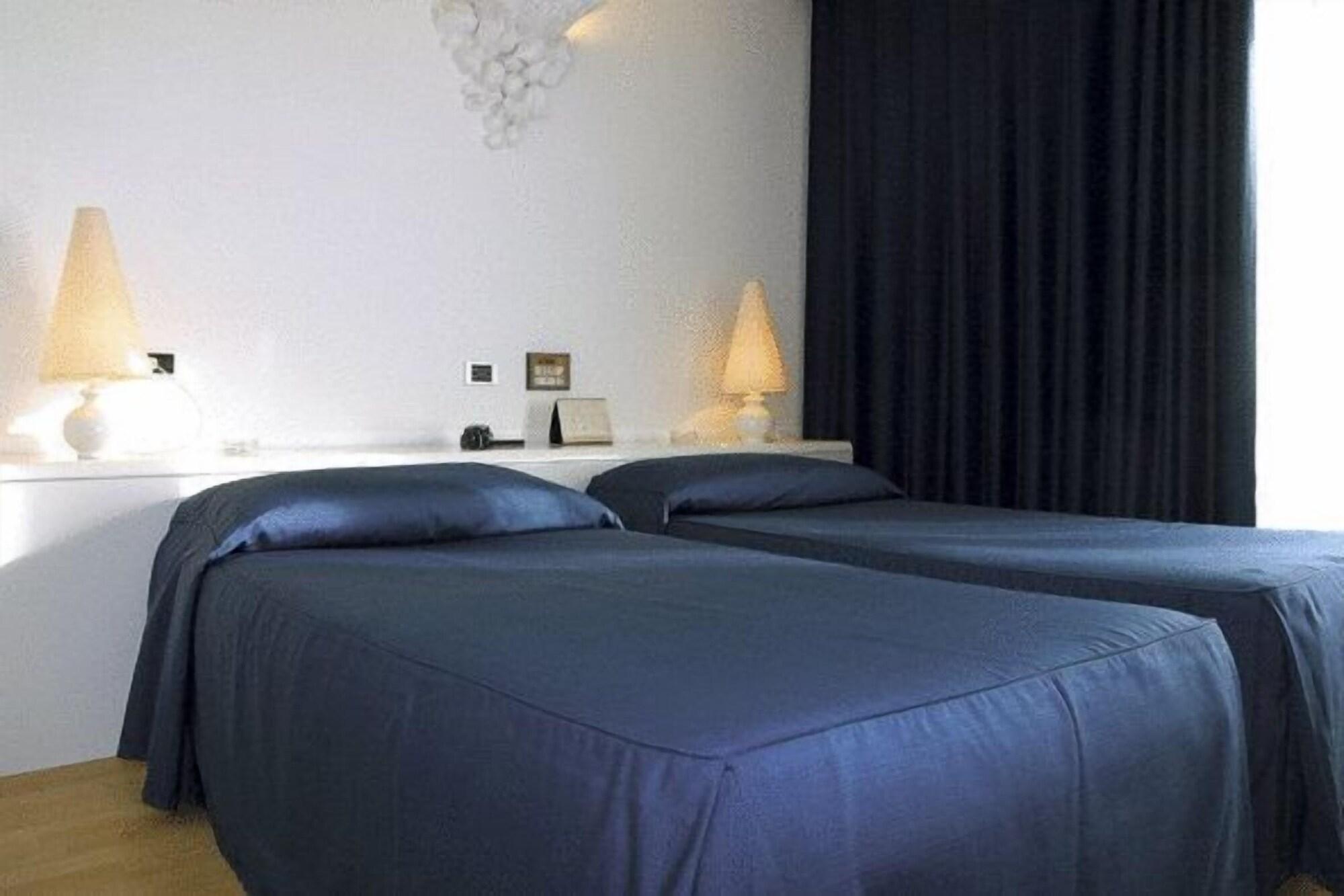 Hotel Luxor ريميني المظهر الخارجي الصورة